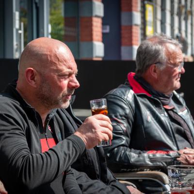 Olivier un coca à la main !!